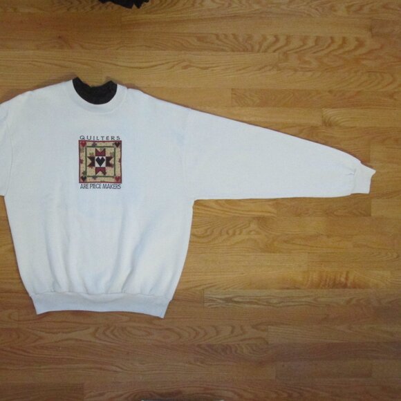 MZ ENERGY WOMEN'S SIZE L SWEAT SHIRT IVORY W APPLIQUE CALICO QUILT FOLK ART EMBR - Picture 4 of 9